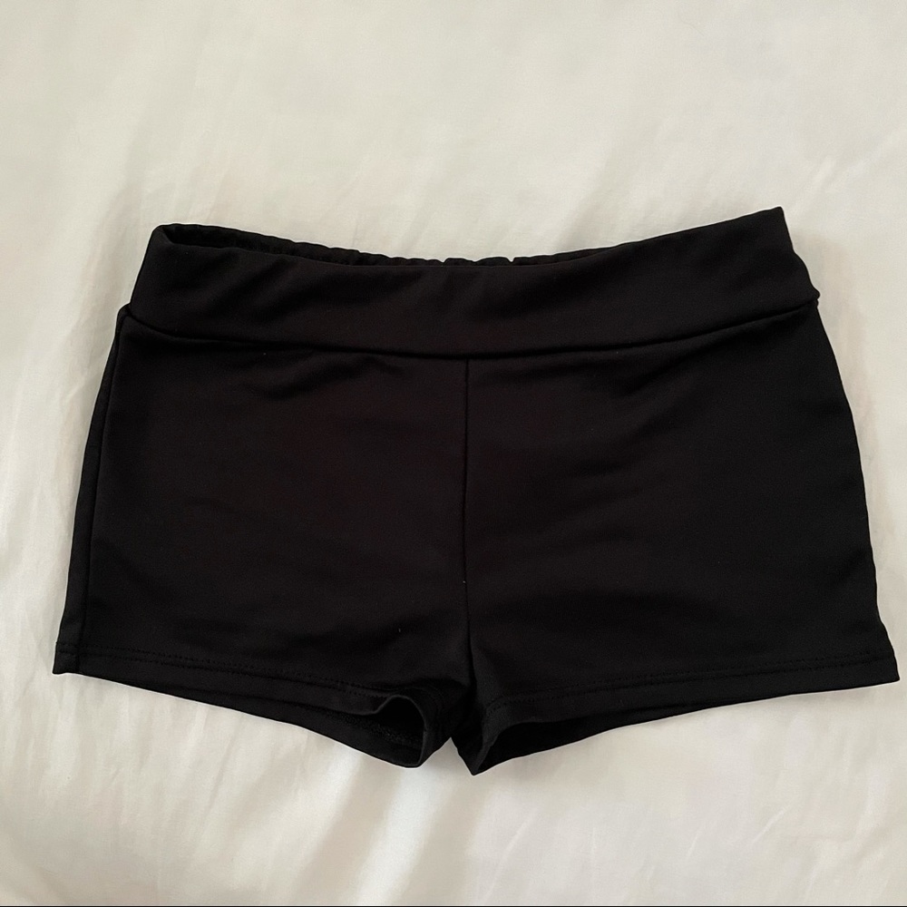 Freestyle Danskin 6/6X sm ballet/gymnastics shorts